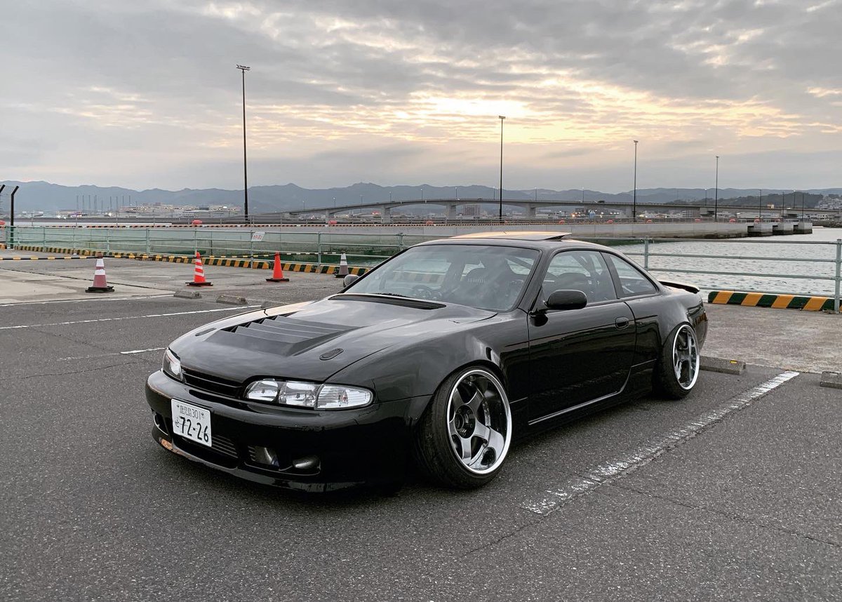 umarudaibu's tweet image. 年内に港大通りで撮りたいなあ