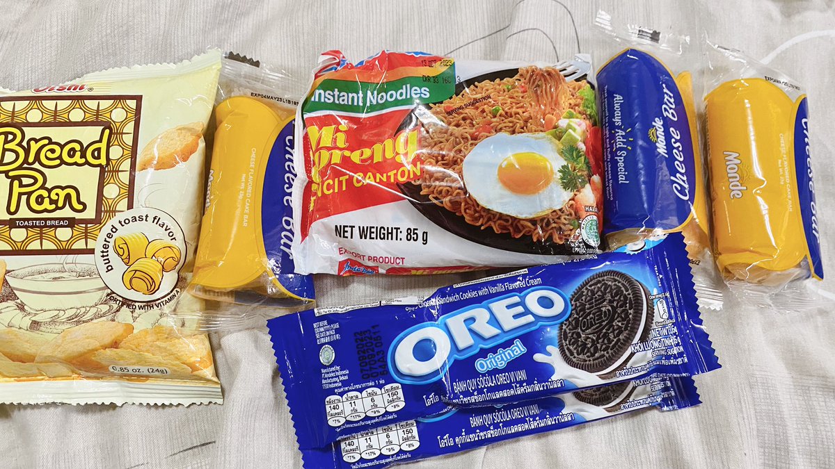 ｡˚۰˚☽˚⁀➷｡˚ mail from <a href="/minknowcart/">nila</a> 

Hello nila! Thank you so much for letting me adopt these pcs 🥰 as usual, grocery na naman ang pinadala mo. The pocas arrived safe kahit nabulok sila sa delivery hub 😭 I miss u :(

#knowieproofs
