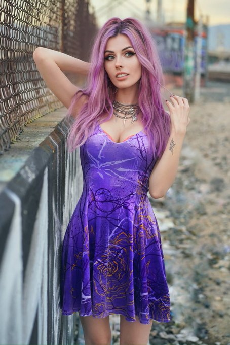 A new Witcher themed dress with perfect timing for Blood Origin which just came out on Netflix⚔️  Stunning