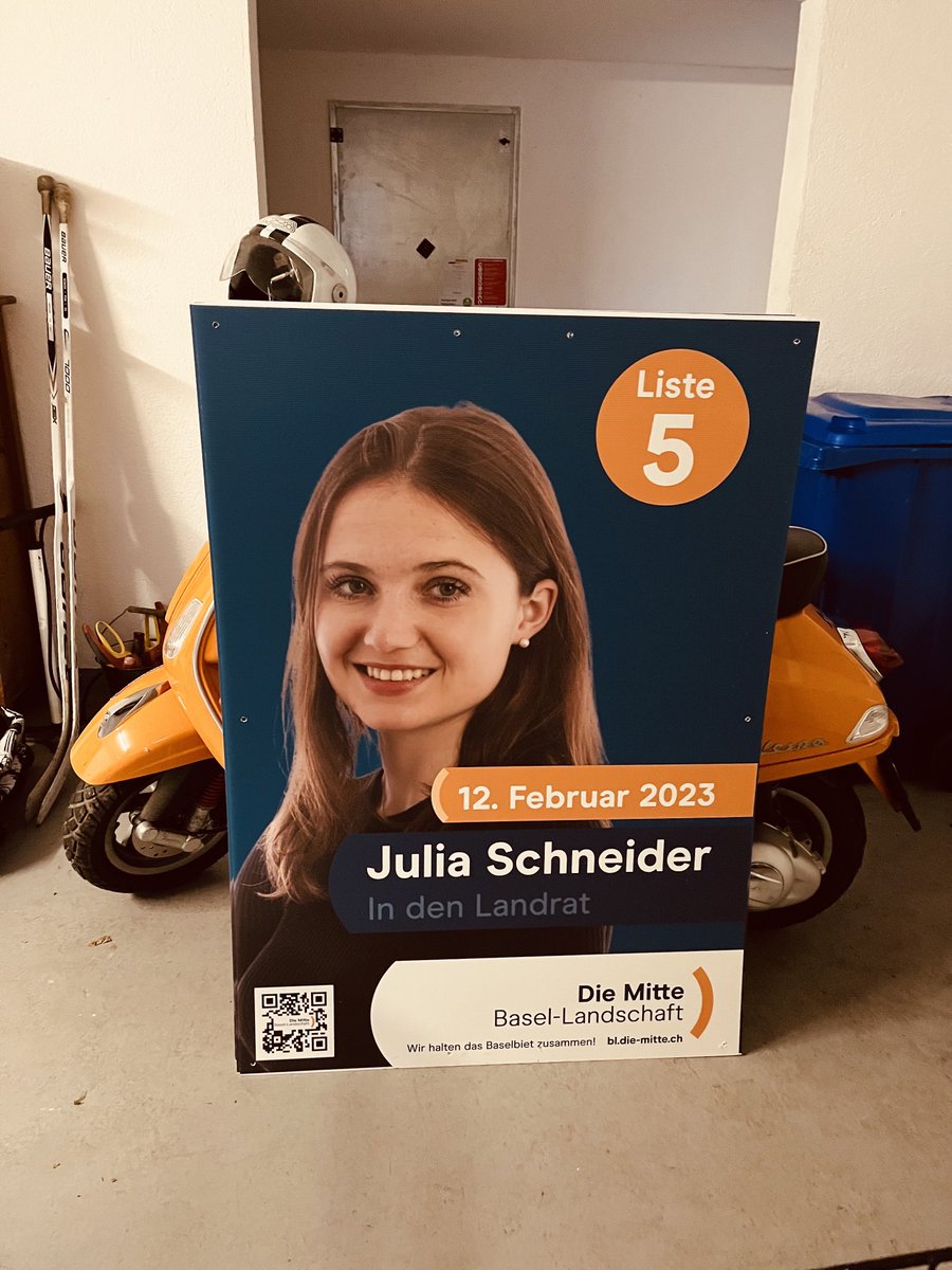 Die Plakate sind angekommen und bereit zum aufhängen! #gasgeben ⁦<a href="/DieMitte_BL/">Die Mitte Basel-Landschaft</a>⁩ ⁦<a href="/DieJungeMitteBL/">Die Junge Mitte Basel-Landschaft</a>⁩  ⁦<a href="/DieJungeMitteCH/">Die Junge Mitte Schweiz | Jeunes du Centre Suisse</a>⁩
