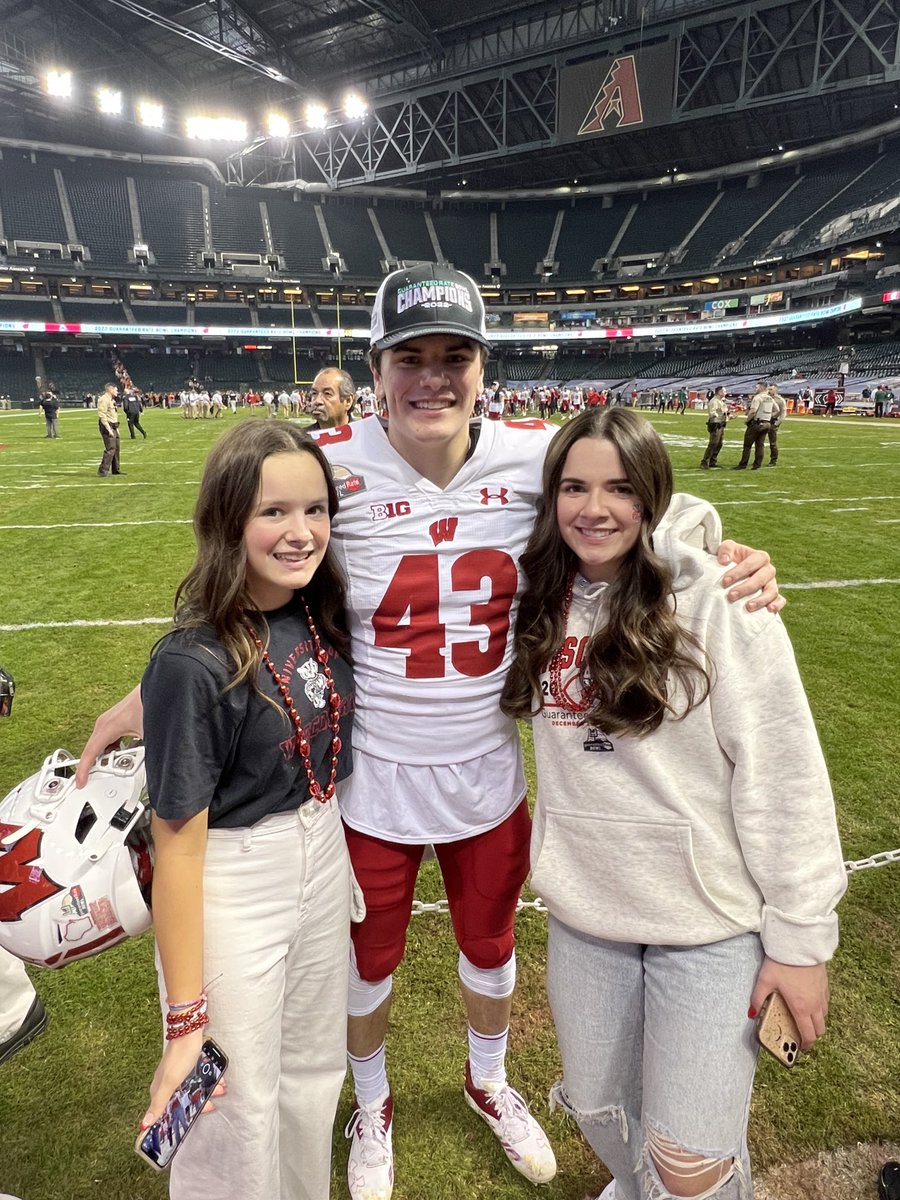 Great Badgers win! ⁦<a href="/jaxtrudgeon/">Jackson Trudgeon</a>⁩ ⁦<a href="/EllieTrudgeon/">Ellie Trudgeon</a>⁩