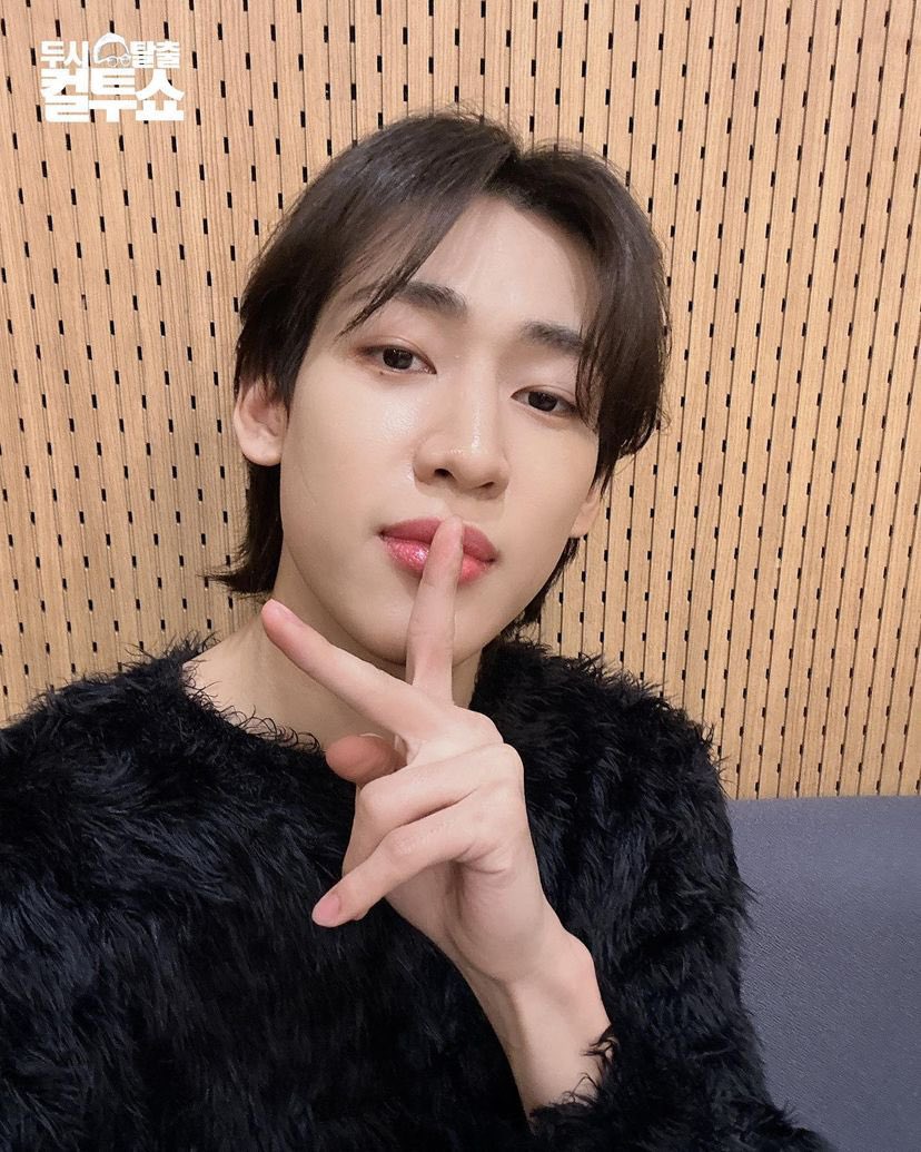 เพลงดีๆสำหรับช่วงบ่ายๆนี้ค่ะ 👇🏻

These are nice songs of #BamBam <a href="/BamBam1A/">BamBam</a> that I always listen to these days: #SlowMo #WhoAreYou and #WheelsUp . Try check them out yourself guys