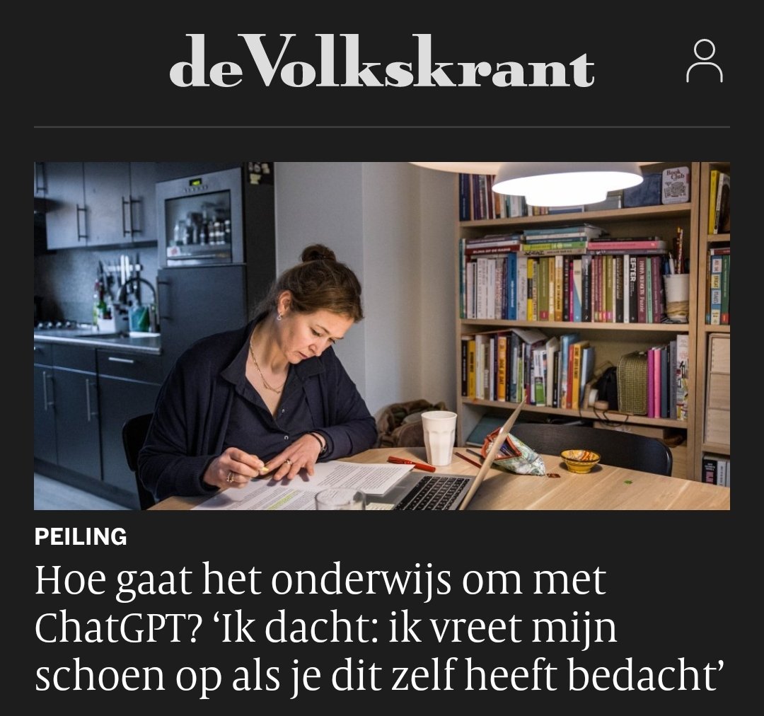Sann3vD's tweet photo. Er is door de @volkskrant zo te lezen geen gebruik gemaakt van ChatGTP bij het bedenken van de titel van dit artikel. Of is de fout er - conform de tip van de kinderen van docent Borghols - bewust ingezet? 😉 https://t.co/yezFsR3MKi
