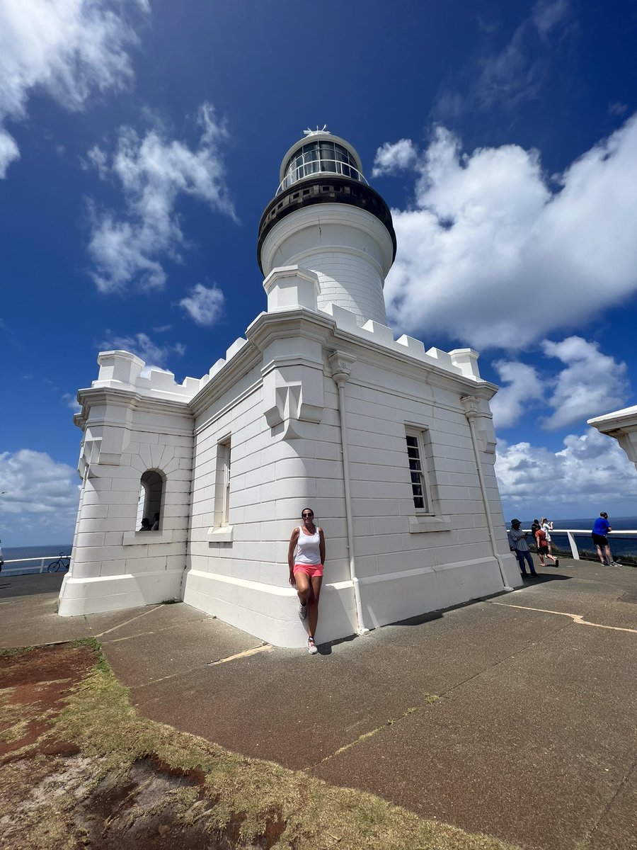 Jayney_M's tweet photo. The most easterly point of the Australian mainland 🇦🇺 #CapeByron #ByronBaylighthouse #NSW #lotsofsteps #amazingholiday #blessed  #dolphins 🐬 #turtles #rays ❤️💕❤️💕❤️💕❤️💕 https://t.co/HqX18enhWt