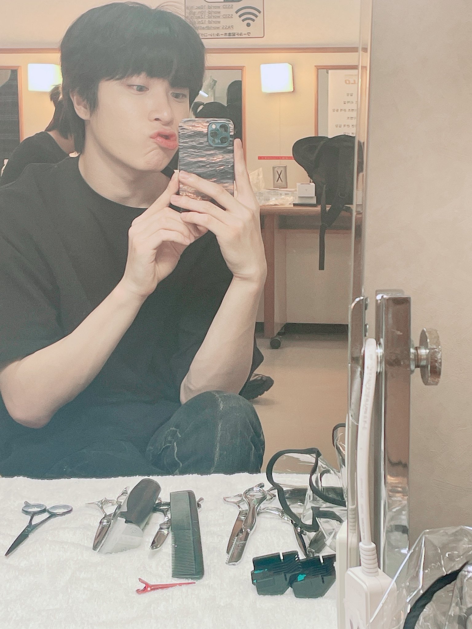 FlDPAtVaYAEzV37?format=jpg&name=large