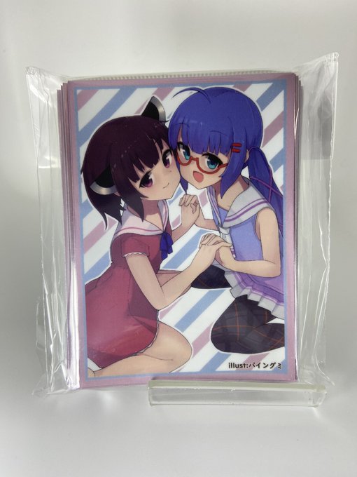 冬コミ昔作ったスリーブと色紙2枚も持っていきますので良かったら 