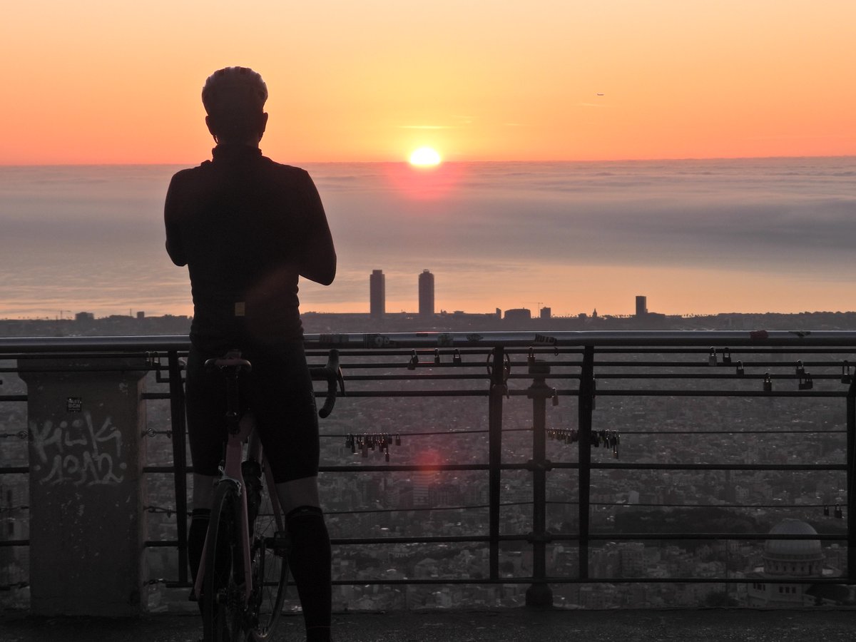 finestresdaire's tweet photo. @btveltemps #ciclisme #albades #inocents https://t.co/9qIG20C25i