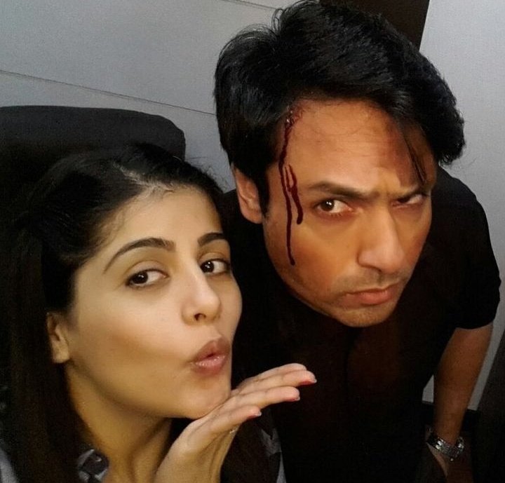 SA___2808's tweet photo. u guys shd really check #pyarkohojaanedo hashtag on insta u will find manyy cutee pics of #iqbalkhan 🥰🥰
3rd one is best😂🤩
#NaUmraKiSeemaHo https://t.co/Km6L49PP5N