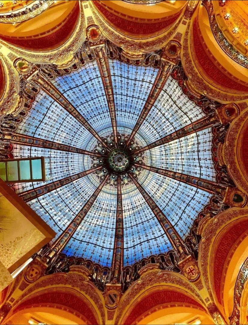 Galeries Lafayette

#galerieslafayette #galerielafayette #galerie #paris🇫🇷 #paris #parisfrance #shop #shoppingaddict #shopping #shoes #vetements #dress #dressing #weddingdress