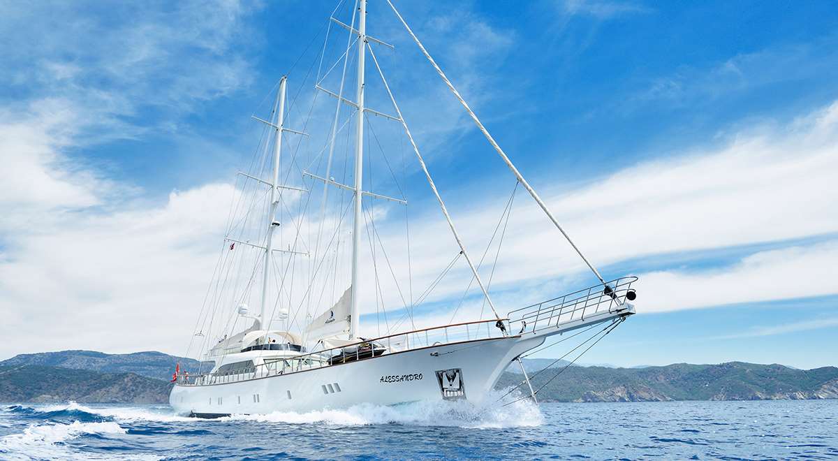 Ocean_Charter's tweet photo. Descubre Grecia, cuna de la civilización occidental, a bordo de un lujoso crucero privado. Conocerás el país de las 6.000 islas, rico en sol, playas, historia, arte y cultura. #EnjoySeaExperience con #OceanCharterclub
Leer más: https://t.co/UAAqIWF8nw https://t.co/OwPyWPo37w