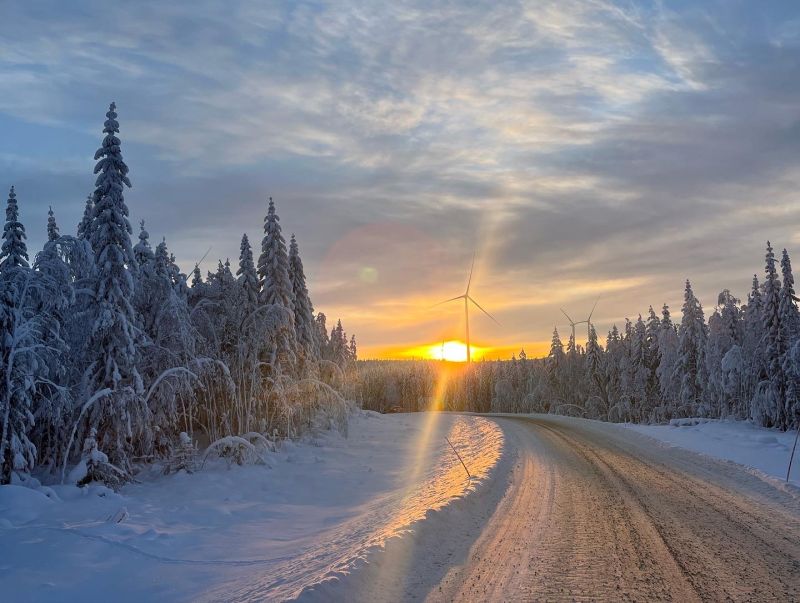 Global_Wind_S's tweet photo. Beautiful winter landscape at Aura in the Nothern part of Sweden❄️🤩 

Enjoy the Holiday Season and stay safe. 

 #windenergy #globalwindservice #Renewableenergy https://t.co/zBG4u3v1fS