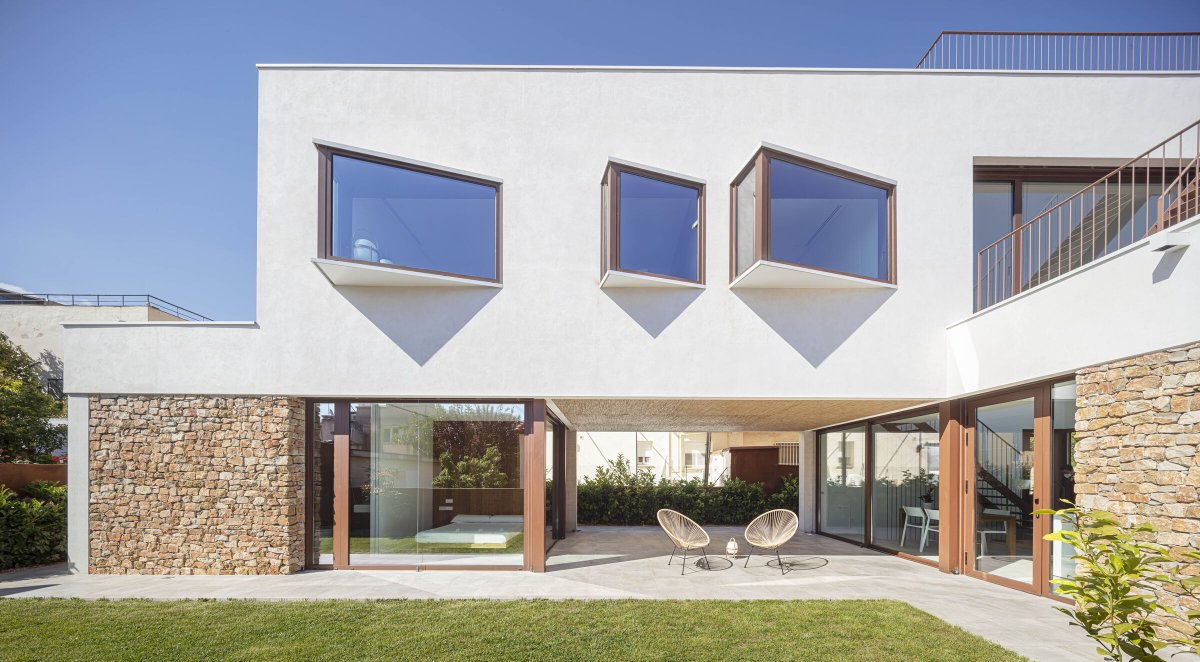 Archello's tweet photo. CASA D'EN JAUME
by GUILLEM CARRERA arquitecte
https://t.co/ZxtCoCG3fB 

Photo: Adrià Goula https://t.co/dJvLOFC7s5