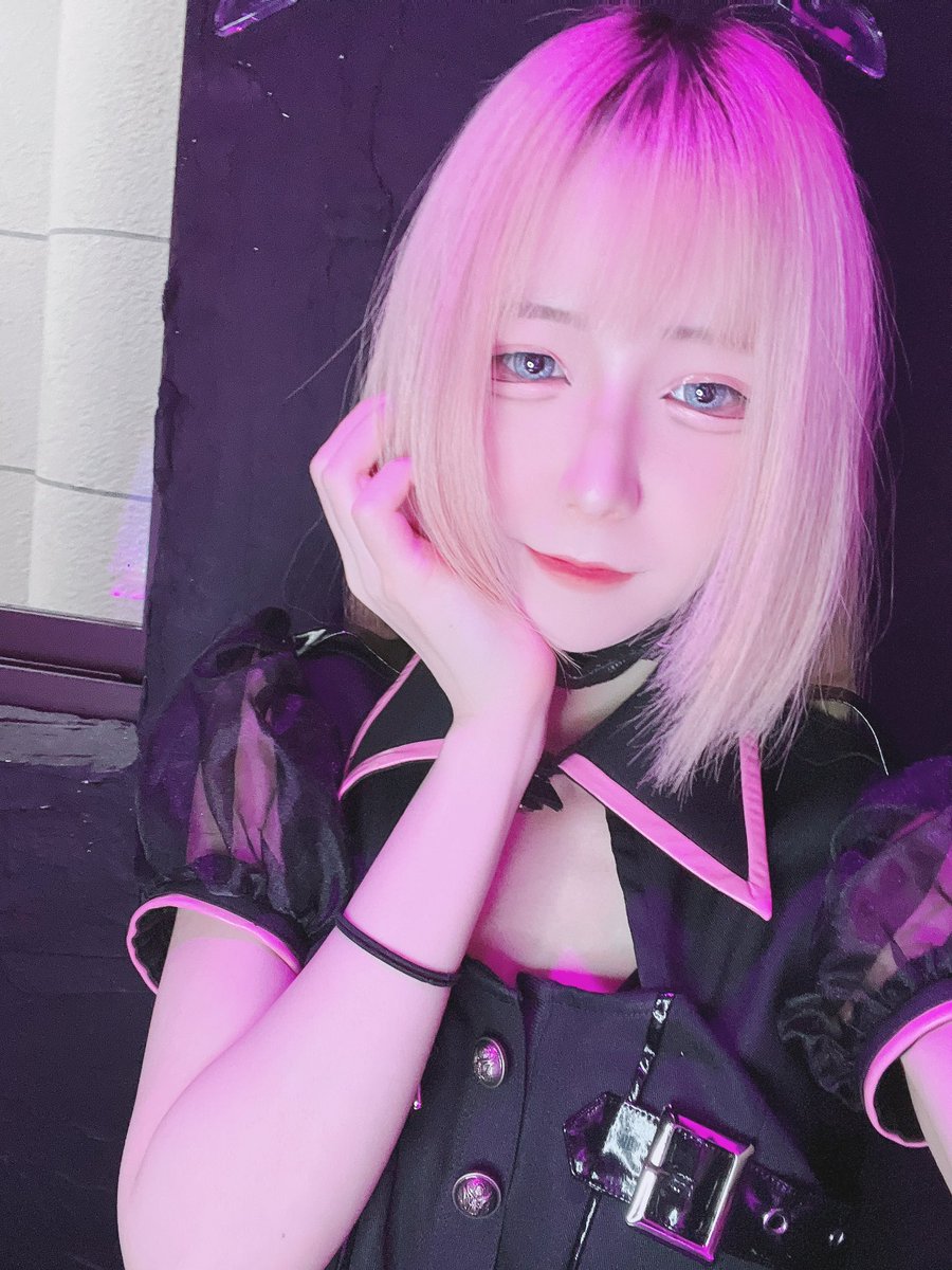 shiranui__1818's tweet photo. ろぐいんしました！
今日ワンオペです…
寂しいので会いに来てください🥺

ツイキャスもするので是非遠隔お願いします|´-`)ﾁﾗｯ

@bazzhoney 

 #コンカフェ  #コンカフェキャスト  #難波  #心斎橋  #宗右衛門町  #ミナミ  #御堂筋  #少しでもいいなと思ったらいいね  #美男美女と繋がりたい https://t.co/KCW4mpFTDl
