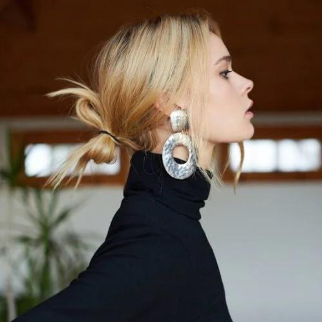 IlesFormula's tweet image. Looking for festive hair inspiration? Cross over to our journal post for hair ideas that are guaranteed to add some cheer to your tresses✨

Perfect hairstyle inspirations to up your holiday hair game!

Read here: bit.ly/thanksgivingha…