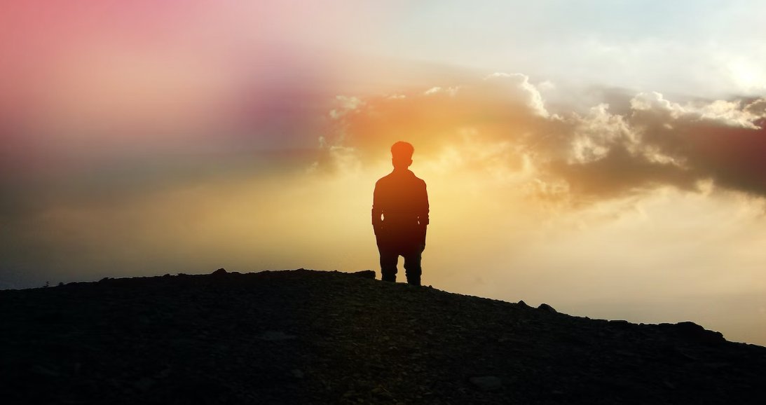 RelationsSingle's tweet image. "You can be alone and not feel lonely, or you can be surrounded by people and still feel completely lonely. Loneliness has an emotional charge to it, and it is all about perception. #loneliness #perception"