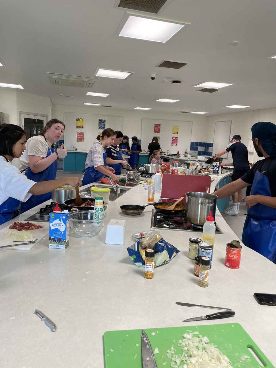 Sharna Bateman tweet media