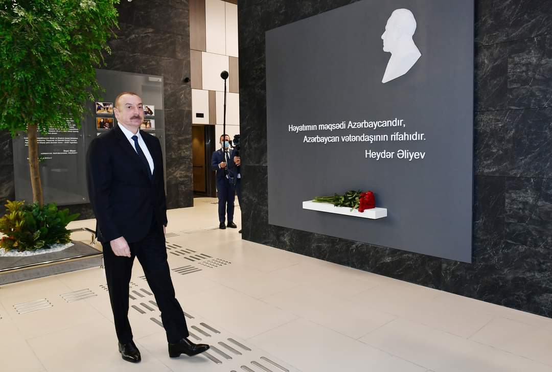 saglmmmdv's tweet photo. İlham Əliyev Bakıda 5 saylı #DOST Mərkəzinin açılışında iştirak edib.
https://t.co/AITJv4Rc18
#ƏƏSMN #SosialGovAz #PresidentAz https://t.co/zEEUmwYDlW