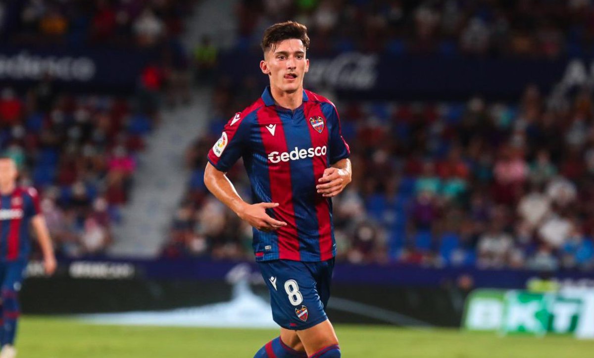 El #LevanteUD y la <a href="/U_D_Almeria/">UD Almería</a> acuerdan el traspaso de Pepelu (<a href="/pepelug8/">Pepelu</a>)
