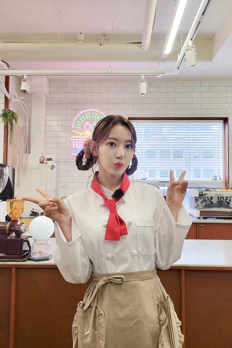 le_sserafim's tweet photo. [#오늘의르세라핌]
221228 @ 겁도없꾸라

#LE_SSERAFIM #르세라핌
#SAKURA #사쿠라 https://t.co/M0M0oa81rw