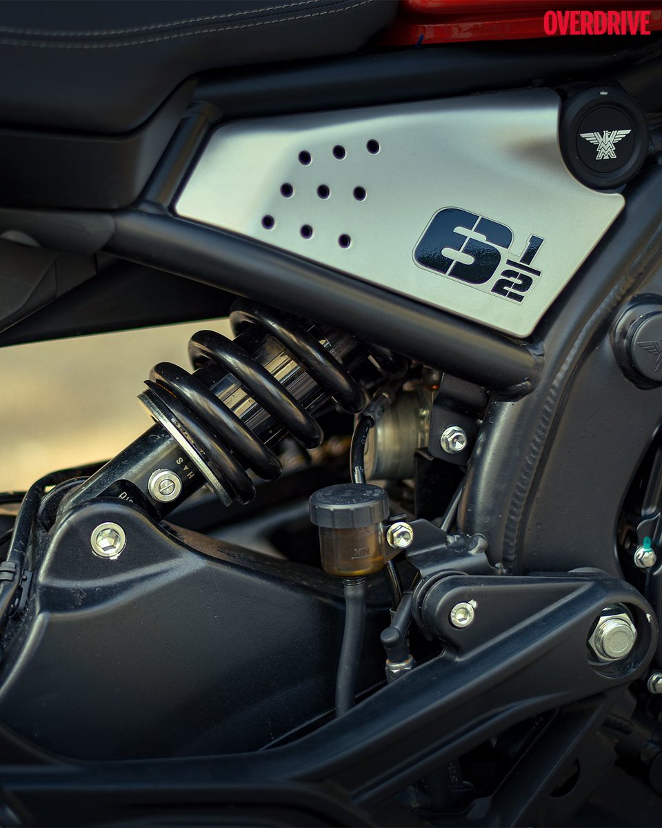 odmag's tweet photo. Moto Morini Seiemmezzo 6 1/2 first ride review is here. Check out our website for the full story.
Click on the link 🔗https://t.co/MDtasRz0Z7
@motomorini #Seiemmezzo6half #bike #bikereview #blogpost #webpost #thereview #overdrive https://t.co/YpNbOApgqi