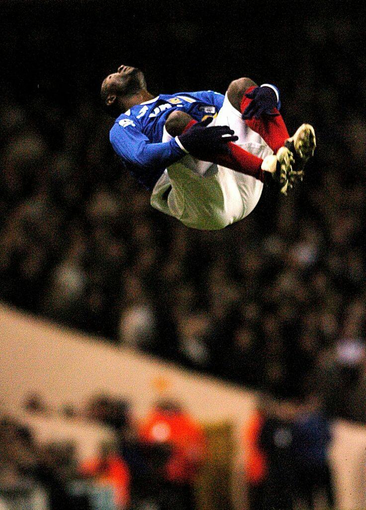 Happy Birthday to Lomana LuaLua.   Acrobatic celebrations need to come back!   