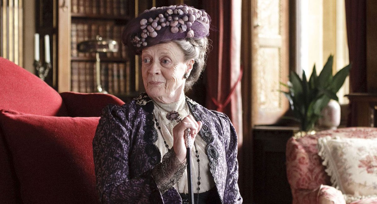 SeriesUpdateFR's tweet photo. Joyeux anniversaire à Maggie Smith qui fête ses 88 ans aujourd'hui ! 🎊 https://t.co/QivbGljArp