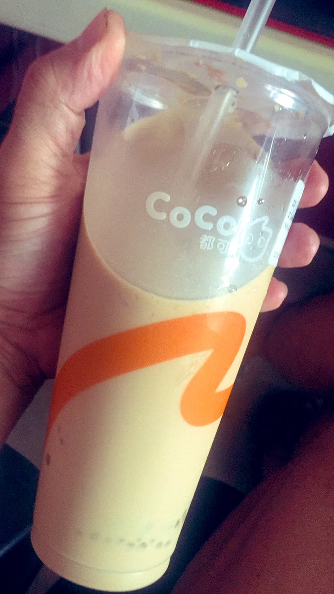 Matatapos nalang ba yung taon ng walang ganap. Puro nalang ba milktea. Kelan namn yung teatea mo 😂😂😂