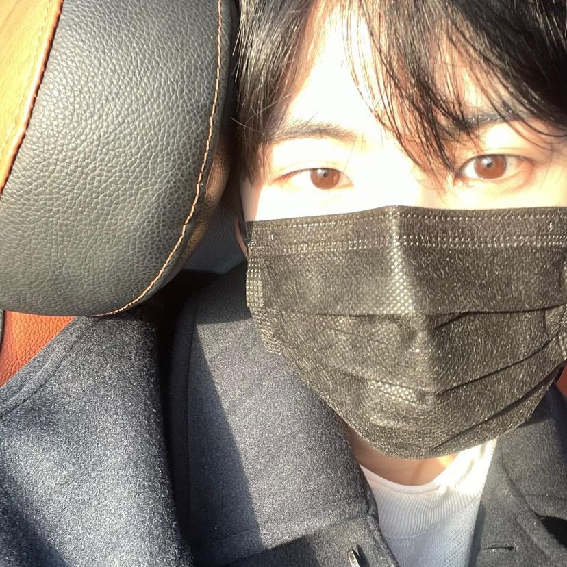kihae_o_ob's tweet photo. 기해 셀카 업댓❤️ https://t.co/6AAuA0Y0yK