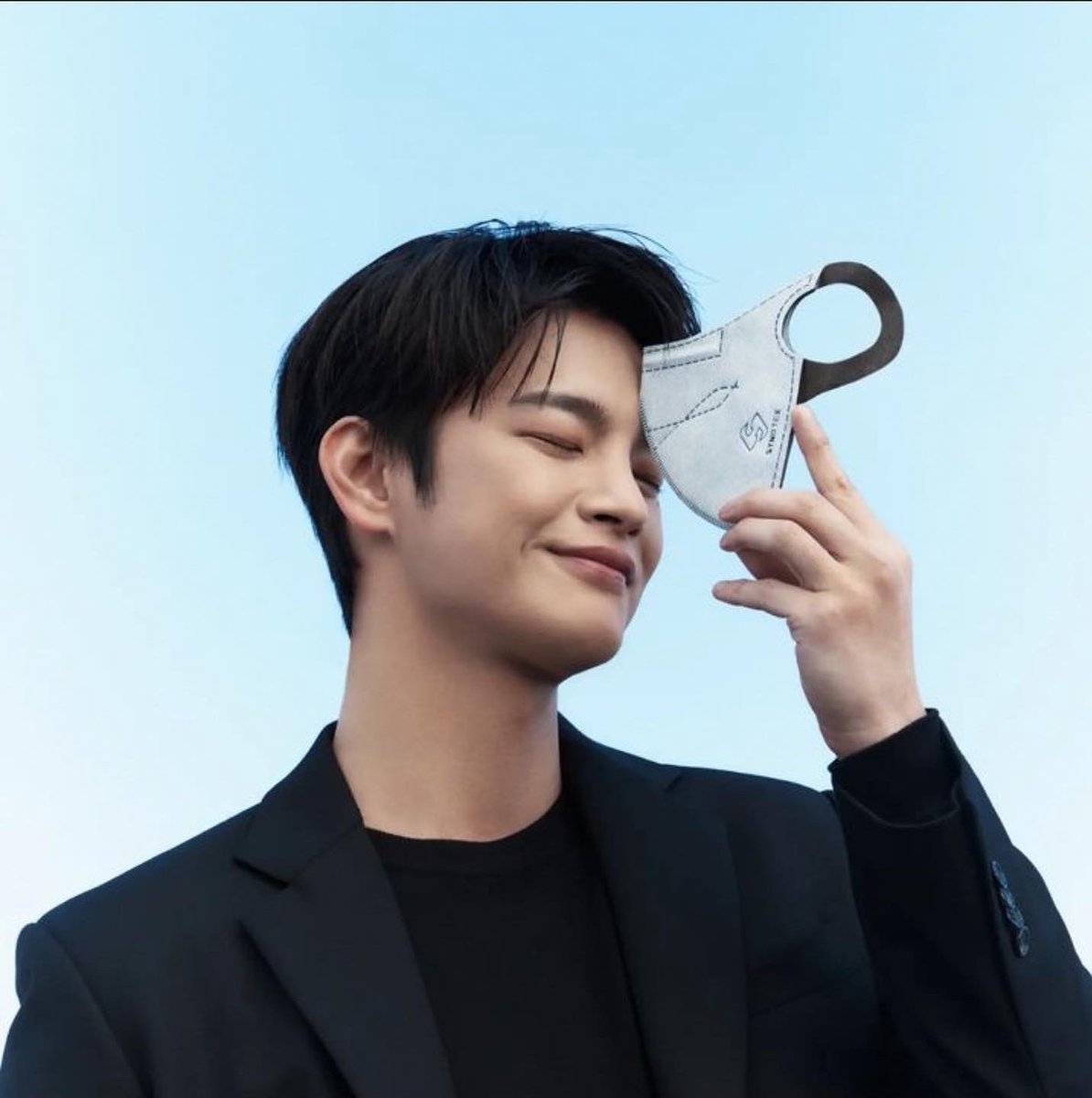 Rosemar16765305's tweet photo. We have such a beautiful face for the mask 😷 model

@synotex
@seo_cccc
@cosmopolitankorea
#CosmopolitanFebruaryissue
#synotex #SynoTexMask 
@seo_cccc #seolnguk #서인국 #徐仁國 #ソイングク 
#AdvertisementShoot #MaskRecommendedltem 
#ModelEvent #AdvertisingModel #Mask https://t.co/a2SRX4dG5b