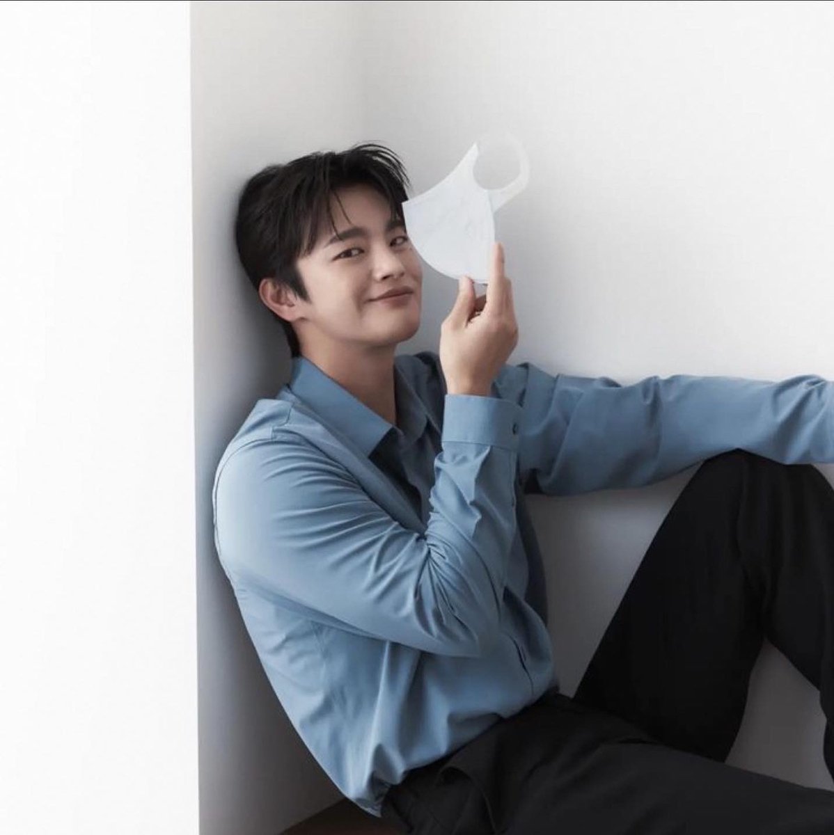 Rosemar16765305's tweet photo. We have such a beautiful face for the mask 😷 model

@synotex
@seo_cccc
@cosmopolitankorea
#CosmopolitanFebruaryissue
#synotex #SynoTexMask 
@seo_cccc #seolnguk #서인국 #徐仁國 #ソイングク 
#AdvertisementShoot #MaskRecommendedltem 
#ModelEvent #AdvertisingModel #Mask https://t.co/a2SRX4dG5b