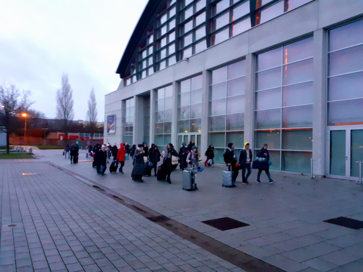 taize's tweet photo. Today in #Rostock, the welcome for the participants at the 45th #Taizé European meeting is going on since the early morning. At #HanseMesse, the young people from Croatia, Ukraine, Czech Republic, Slovakia and the Netherlands are welcomed. #TaizeRostock #Willkommen https://t.co/N1y6pXkp9T