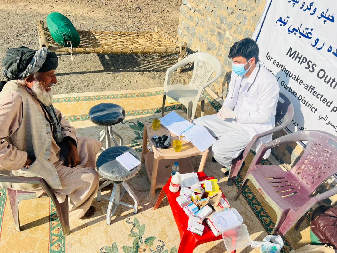 Hntpo_AFG's tweet photo. @HealthNet_TPO with @WHO is restoring mental health and psychosocial problems of earthquake-affected population through MHPSS outreach team in Khost provinces by providing mental health and psychosocial counselling services. 
#health #mhpss
Find out more: https://t.co/mjAMiqGdXI https://t.co/Pk6Z4NA8tX
