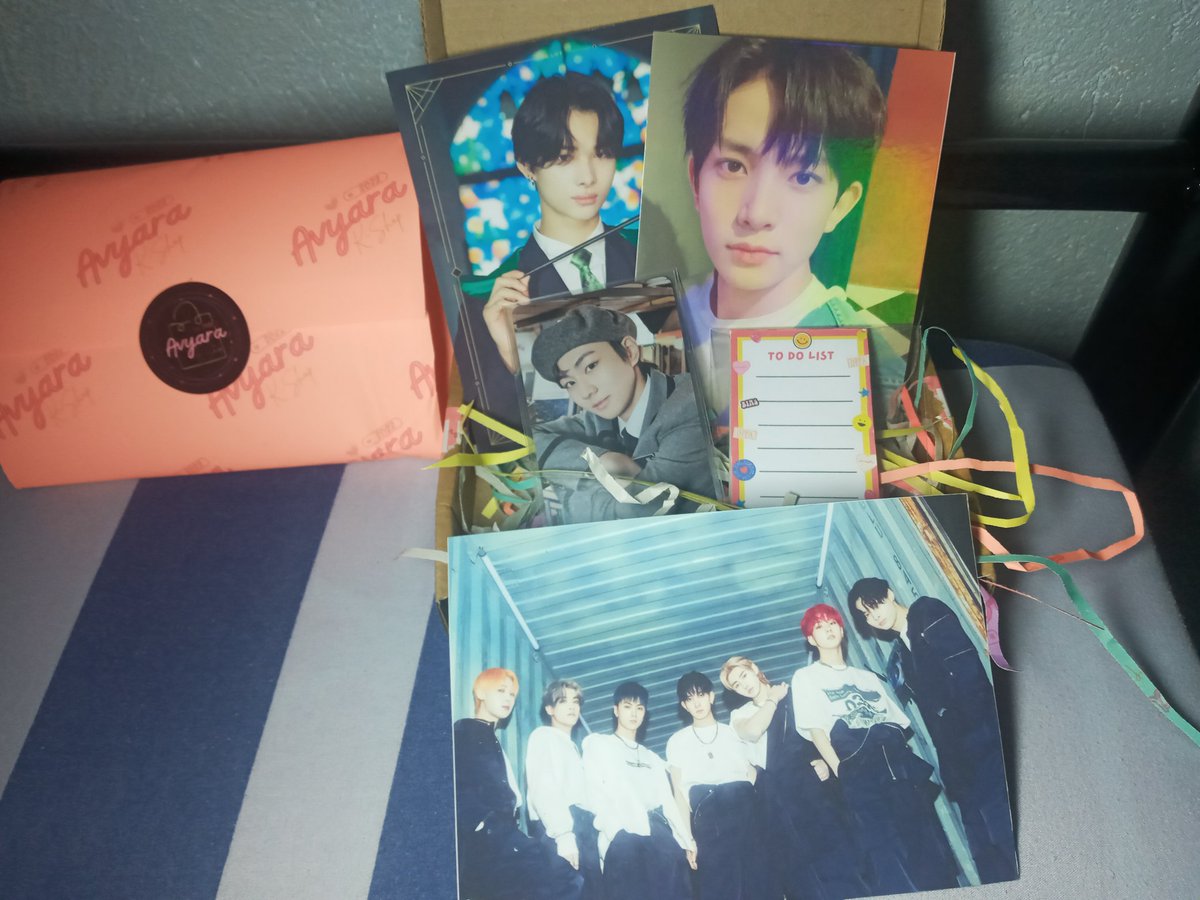 4enwons's tweet photo. Grabe sobrang na amaze ako sa packing. 😭 sobra sobrang safe niya as in. @jwnluv thank you so so much for letting me adopt this young man. i'm looking forward to adopt more again. #jwnluvproofs https://t.co/fCtevlt8YS