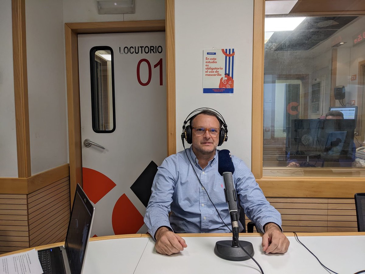 🟠 El alto precio de la energía hace que cada vez más personas se interesen por el autoconsumo y placas fotovoltaicas. 

¿Hay mucha lista de espera en Canarias? Lo averiguamos con Benito Anula, presidente provincial de AEME. 

📻 <a href="/Una_UnoCR/">Una+UnaCR</a> 
📡 rtvc.es/en-directo/