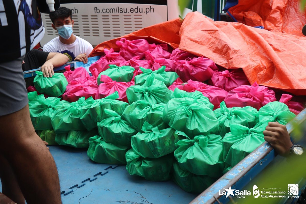 lsutingogcpo's tweet photo. 189 Animo Care packages are off to St. Matthew Parish Church, Aloran for the 2nd wave of Tabang Lasalyano, Abag Misamisnon relief operation.
#TabangLasalyanoAbagMisamisnon
#TabangMisamisOccidental #PrayForMisamisOcc #MisamisOccidentalNeedsHelp #MisOccNeedsHelp https://t.co/qPpMzIIH6I