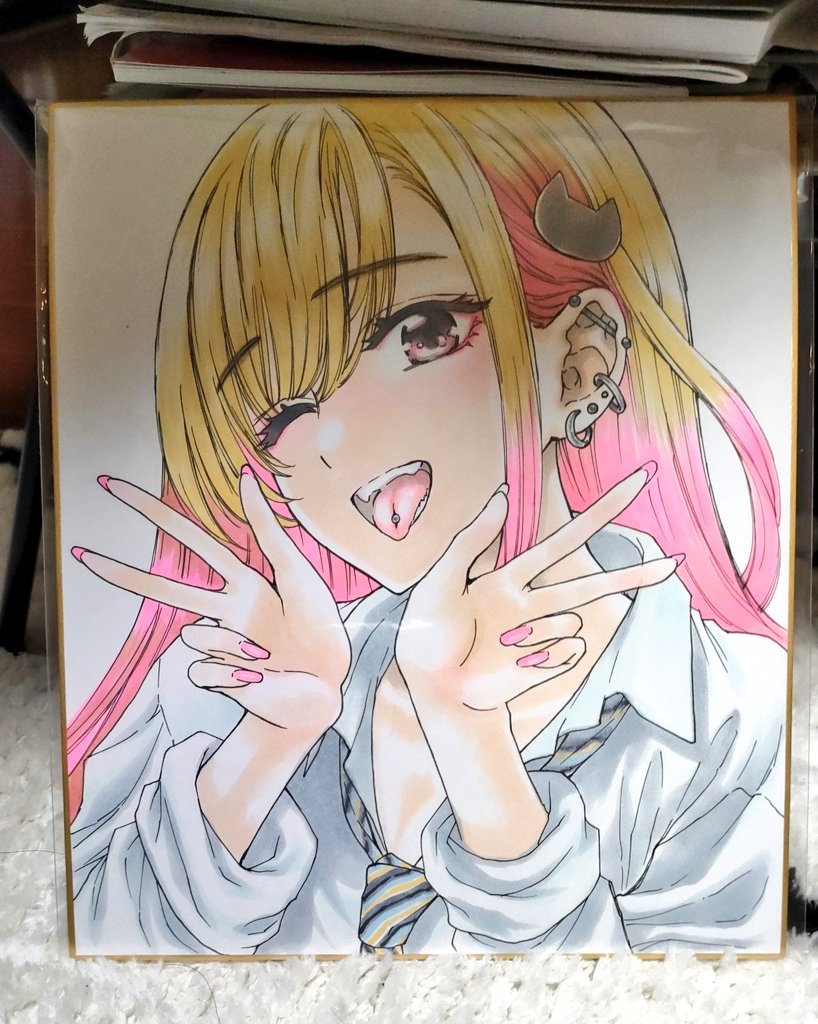 昨日はめっちゃがんばってコミケの準備も全部終わらせた。。!あとは描きかけの色紙に着手してみようと思います。。色紙出来たらコミケに持っていくのでよろしくお願いします〜!因みに出来ている色紙もあるので、最低でも1枚以上あります。。抽選券配布で販売します詳しくは当日お尋ねくださいね。。 