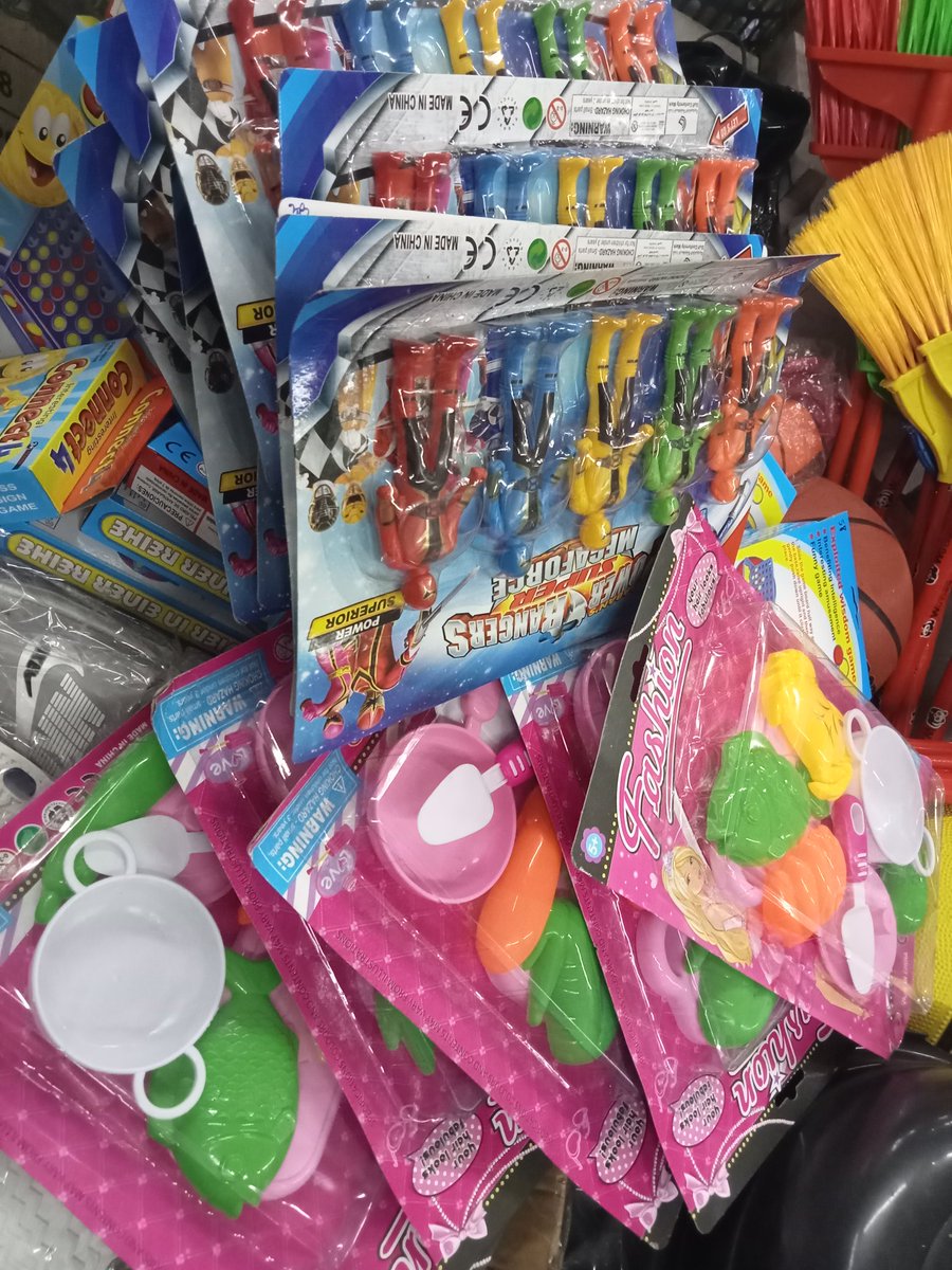 Dianah143's tweet photo. Year end celebration📌
Baranggay Mansilingan Bacolod city.
Gift giving Toys ..
Title: With great humility, we would l touch more lives as we pursue this unselfish commitment. 
@Frankenborg 💙🙏
 #XRP #FlareNetwork #SongbirdNetwork #cryptocurrency #DeFi #NFTs #SGB #nftcommunity https://t.co/bgUixm7YTd