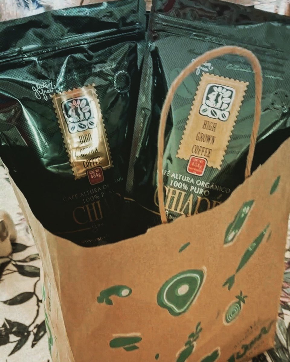 Para estos días de frío, no salgas de casa y pide el mejor café orgánico de Chiapas en su súper en línea con los mejores <a href="/justomx/">Raymundo Manuel</a> y estamos de promoción! 🌱☕️