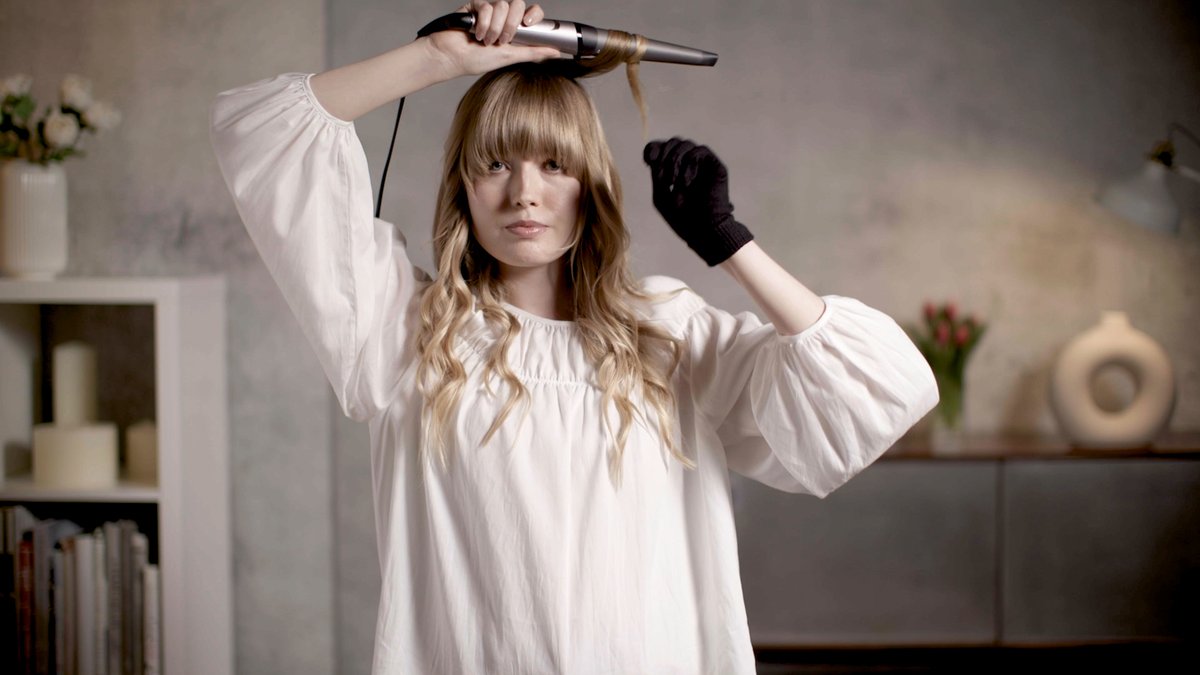 Des boucles parfaites grâce à une température adaptée à vos cheveux ! 
Mémorisez votre profil, le boucleur PROluxe You™ s'occupe de vos réglages.