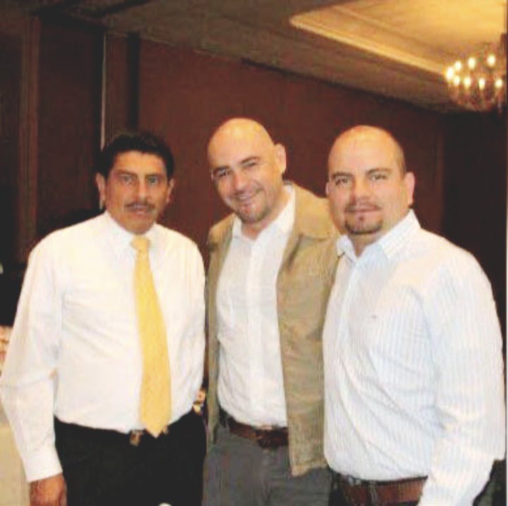 isaiasvaldesm's tweet photo. Con @salomonj y Guillermo Zavaleta dos hombres que siempre he admirado y estimado. https://t.co/aEJ8DM1mgJ
