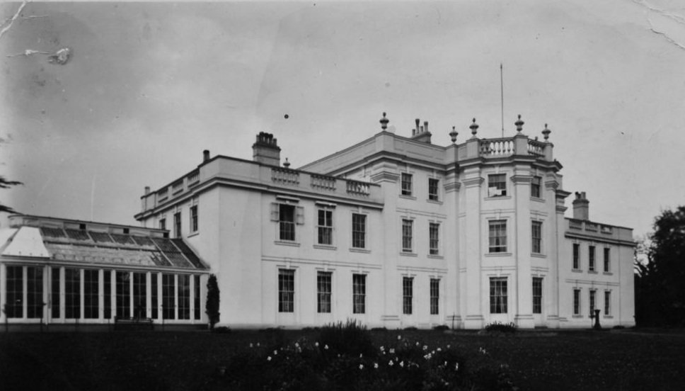 AdeysAlthorp's tweet photo. Harlestone House and orangery in the 19th & 20th century.
The Spencer family leased the property to Her Grace Marie Anne Louise, Dowager Duchess of Grafton (1833 - 1928), widow of the 6th Duke of Grafton (1819 - 82).
Conservation@althorp.com #Harlestone #spencerestates #Reptons https://t.co/9OasRaajdb