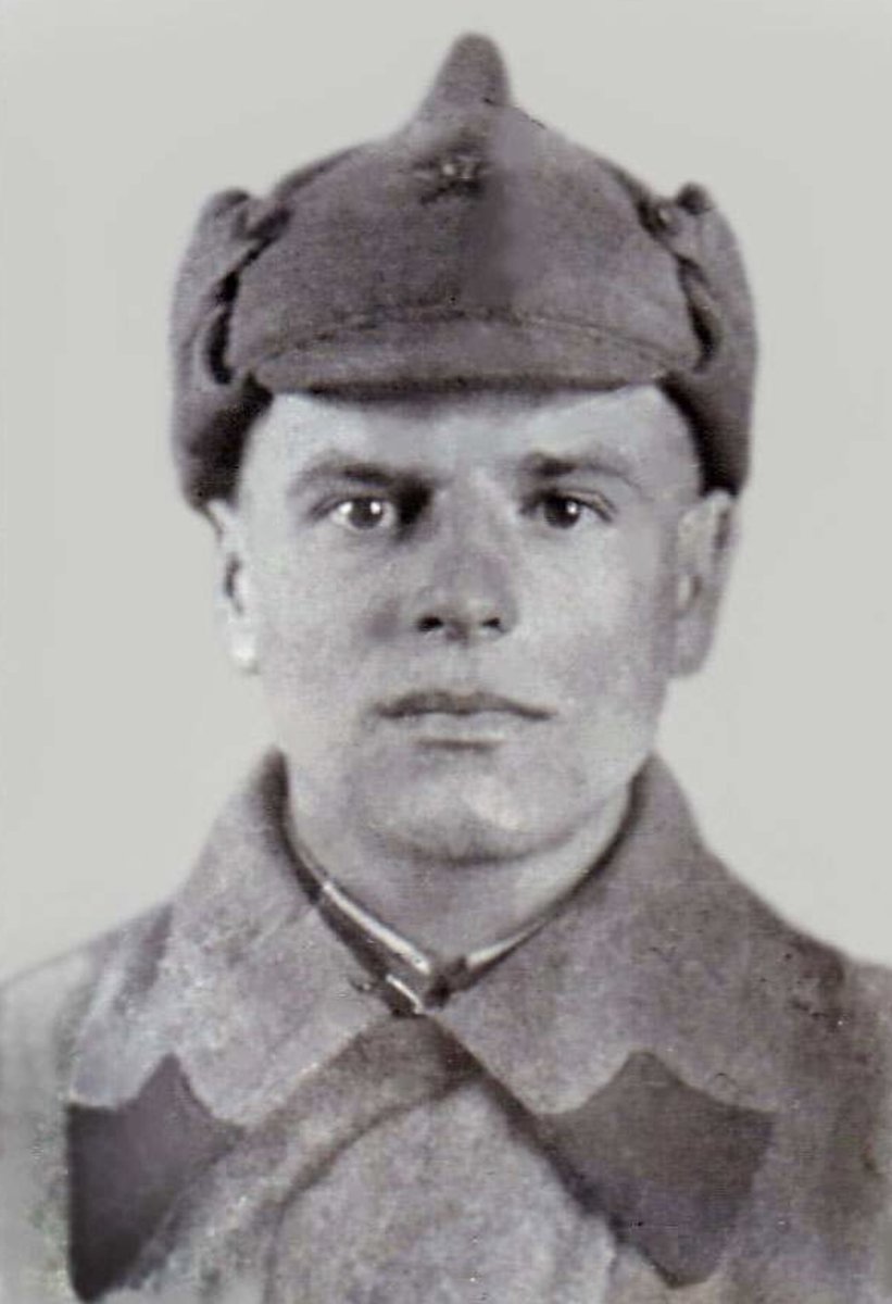 AuschwitzMuseum's tweet photo. 20 November 1920 | Feodosiy Jurinskiy was born. A Soviet army soldier.

In #Auschwitz from November 1941.
No. R-9965 (Soviet prisoner of war)
He did not survive. https://t.co/4mLLp4GWS0
