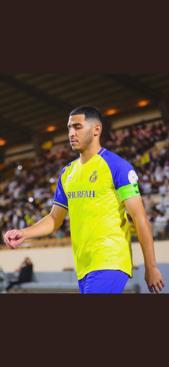 …
اصيب قبل انطلاقة الموسم،،
عاودته الاصابة في مباراة العداله،،
الان:
يمر في مرحلة استعادة عافيته البدنيه قبل الفنيه،،
مباريات قليله وسيسعد مدرج الشمس💛