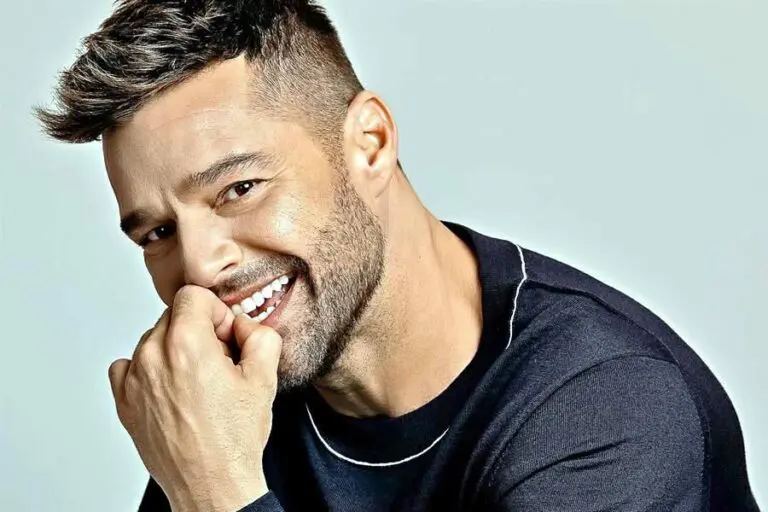 jpusarg's tweet photo. Buenos días familia! un día más esperando novedades, pero falta un día menos para volver a verlo...
@ricky_martin #rickymartin #tuclubdefansenlaluna #teamjpus #mareaazul #jpus #jpusarg #fans #boricuastyle #sexysouls https://t.co/aPkNRrt07a