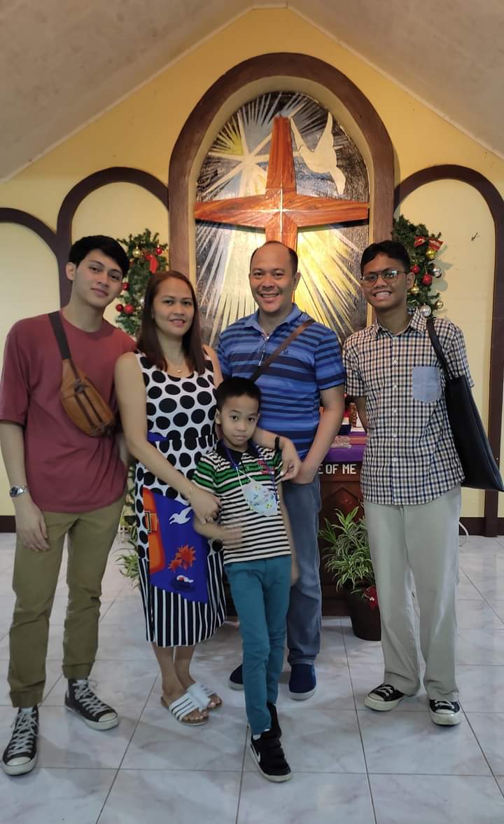 dreammakermacky's tweet photo. [REPOST FROM MACKY NATION FACEBOOK GROUP •122822•]

MACKY's quality time with his family during their Christmas break 🤘🏼❤️

#DreamMaker_MACKY
#DreamChaser_MACKY
#MACKY
#MotiVators https://t.co/xoolAuOxC2