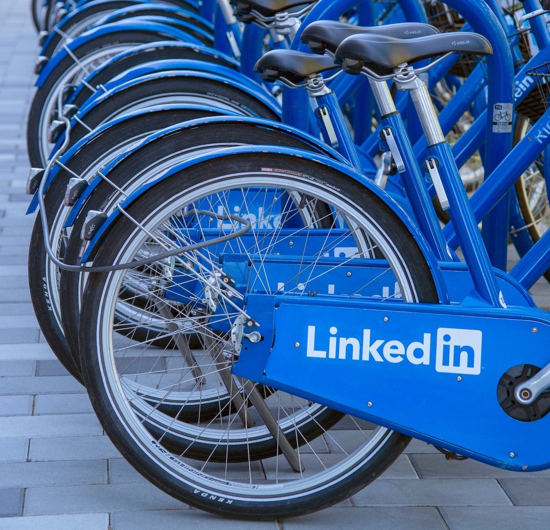 OfficialCause4's tweet photo. New LinkedIn Grants programme provides free ads to non-profits 🤩
Themes include:
• Gender equity
• Economic opportunity
• Environmental sustainability
Find out more via @ukfundraising
https://t.co/vHh5LgLSQ3
#LinkedIn #GrantsProgramme https://t.co/OvDMArslVP