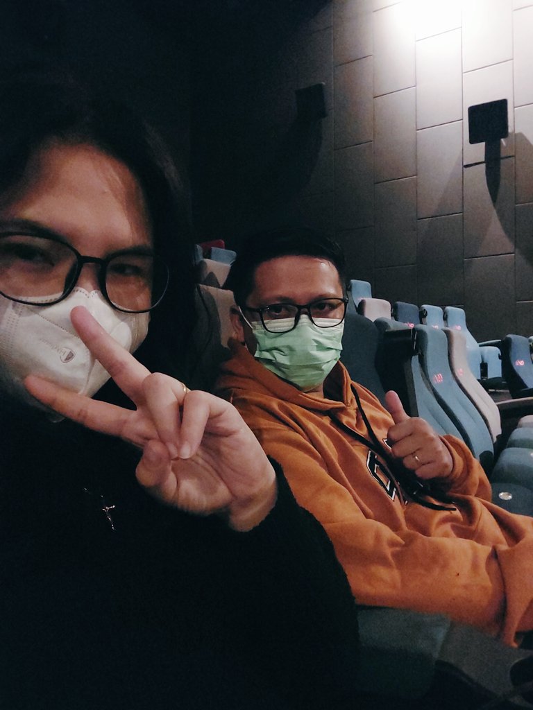 frameliasm's tweet photo. Jarang-jarang moviedate jam segini 😅 https://t.co/dxucTjeOAJ
