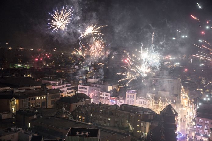 Transmissie viert nieuwjaar in het Philips stadion - mailchi.mp/09046499edad/i…