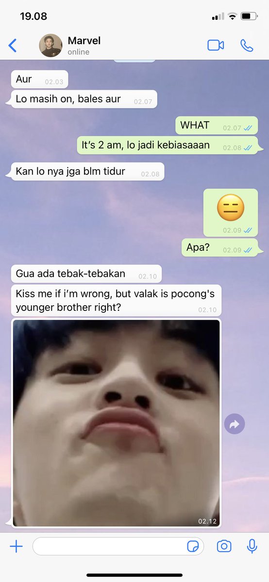 maronjwin's tweet photo. #Yourjoy mark lee one tweet au
tw // mention of kiss, harsh word https://t.co/yiueVm10XK