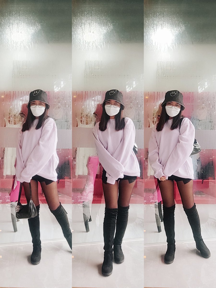 SincerelyShinne's tweet photo. Stay Warm, Y'All!  🧤❄️ https://t.co/oIO060OIyU